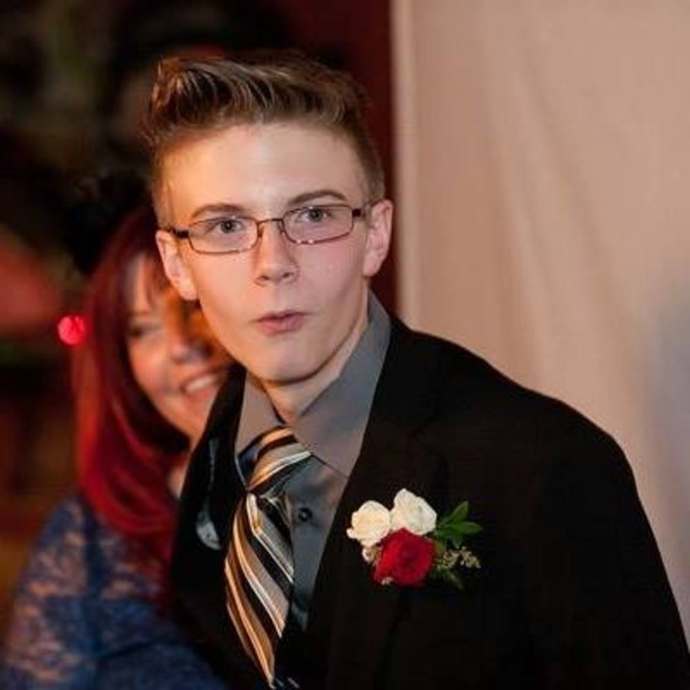 Meet your Posher, Connor